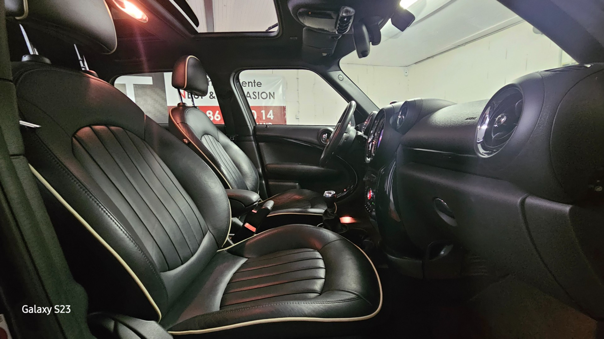 MINI Countryman - vue 1