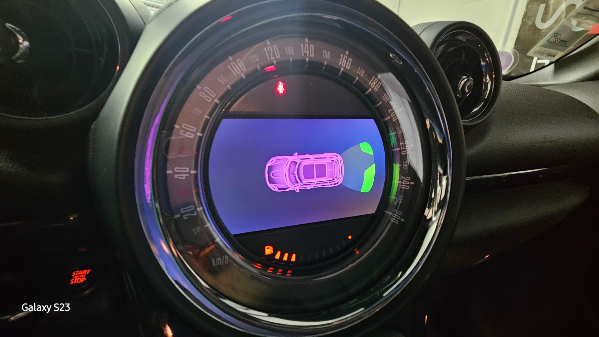 MINI Countryman - vue 1