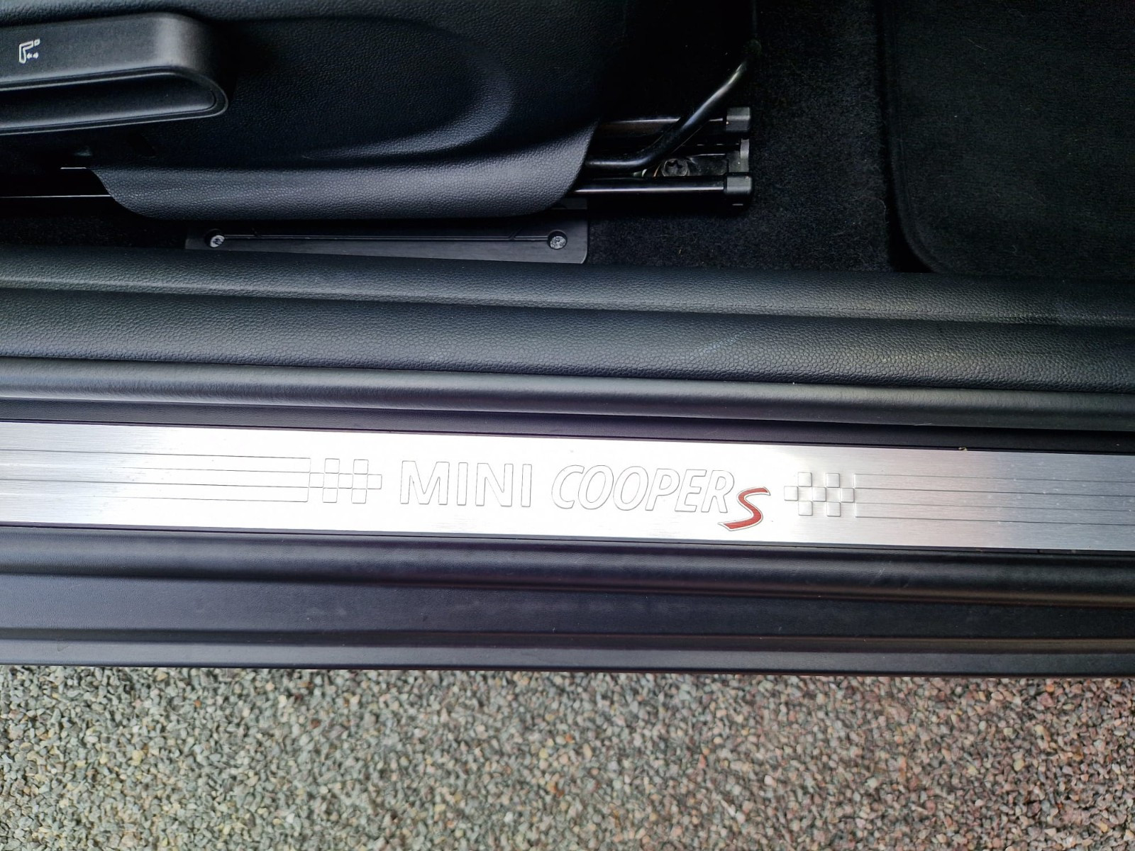 MINI Mini 3-pt. Cooper S 2.0 i 16V 192 cv – GARANTIE 12 MOIS — photo 18