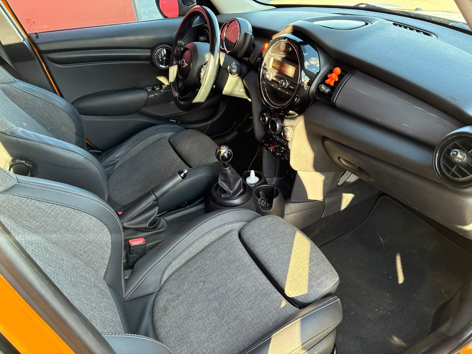 MINI Mini Cooper D 116ch – GARANTIE 12 MOIS — photo 14
