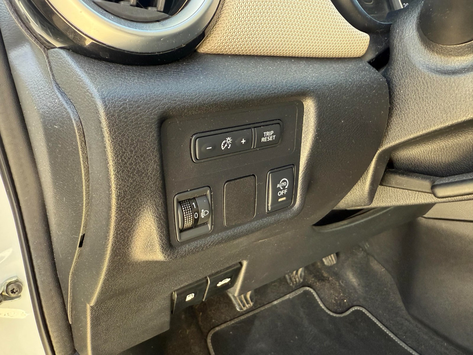 Nissan Micra - vue 1