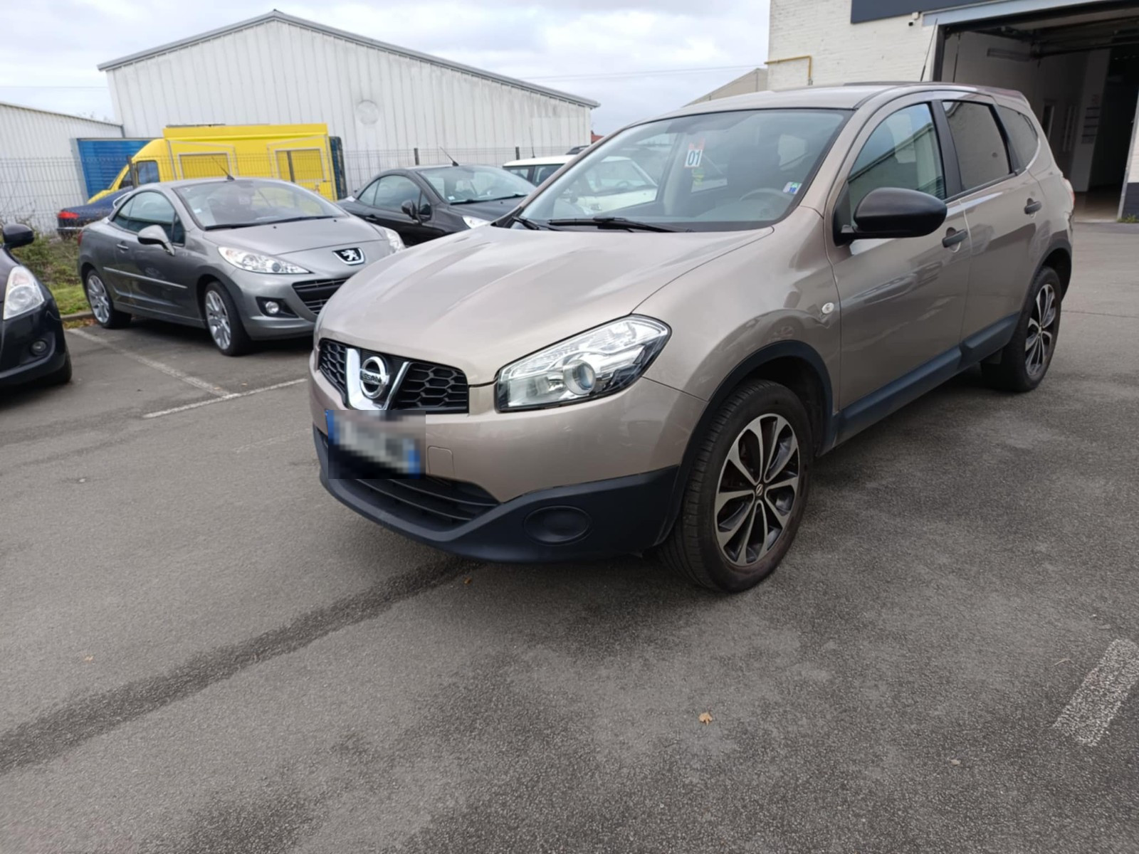 Nissan QASHQAI +2