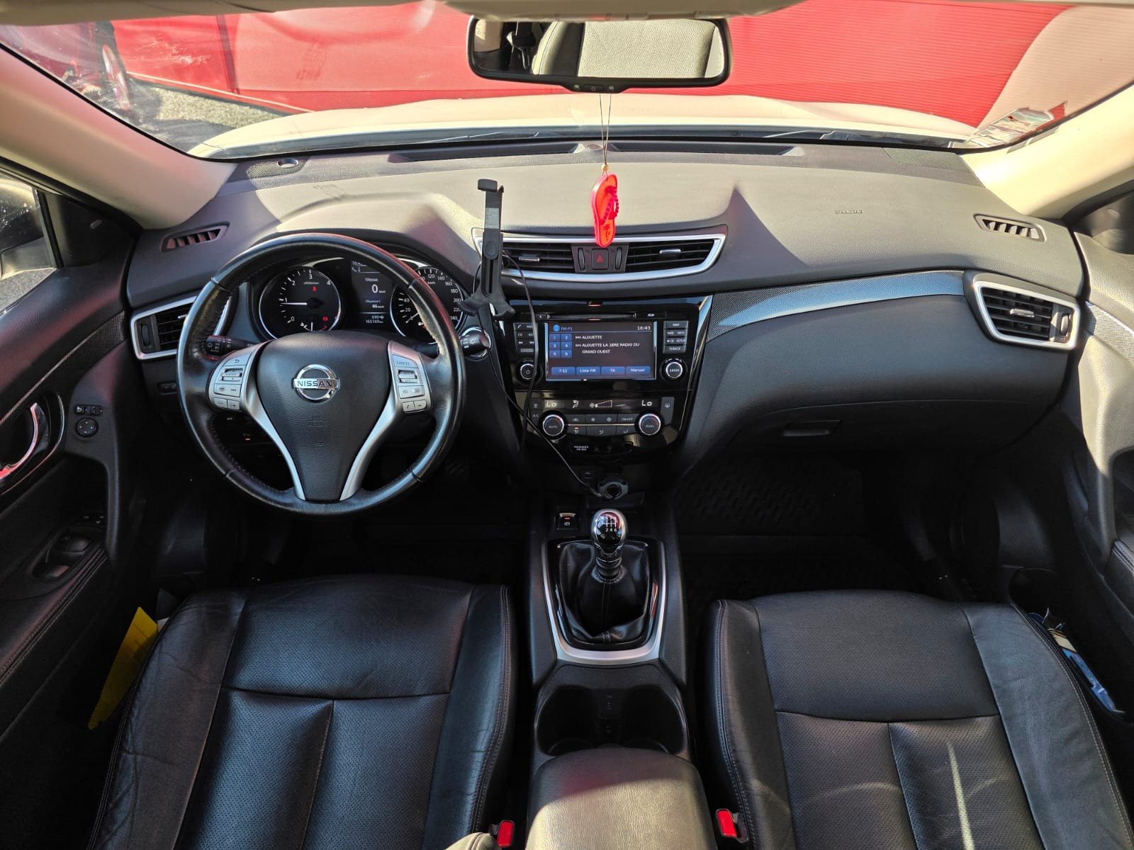 Nissan X-TRAIL 1.6 dCi 130ch Tekna 7 places – GARANTIE 12 MOIS – — photo 9