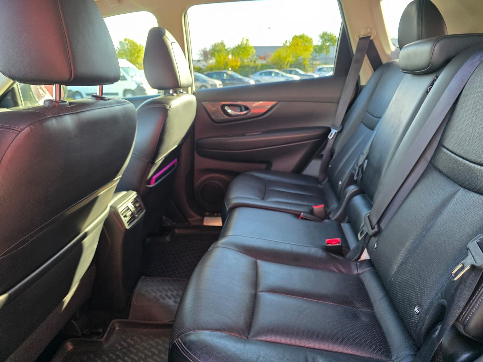 Nissan X-TRAIL 1.6 dCi 130ch Tekna 7 places – GARANTIE 12 MOIS – — photo 15