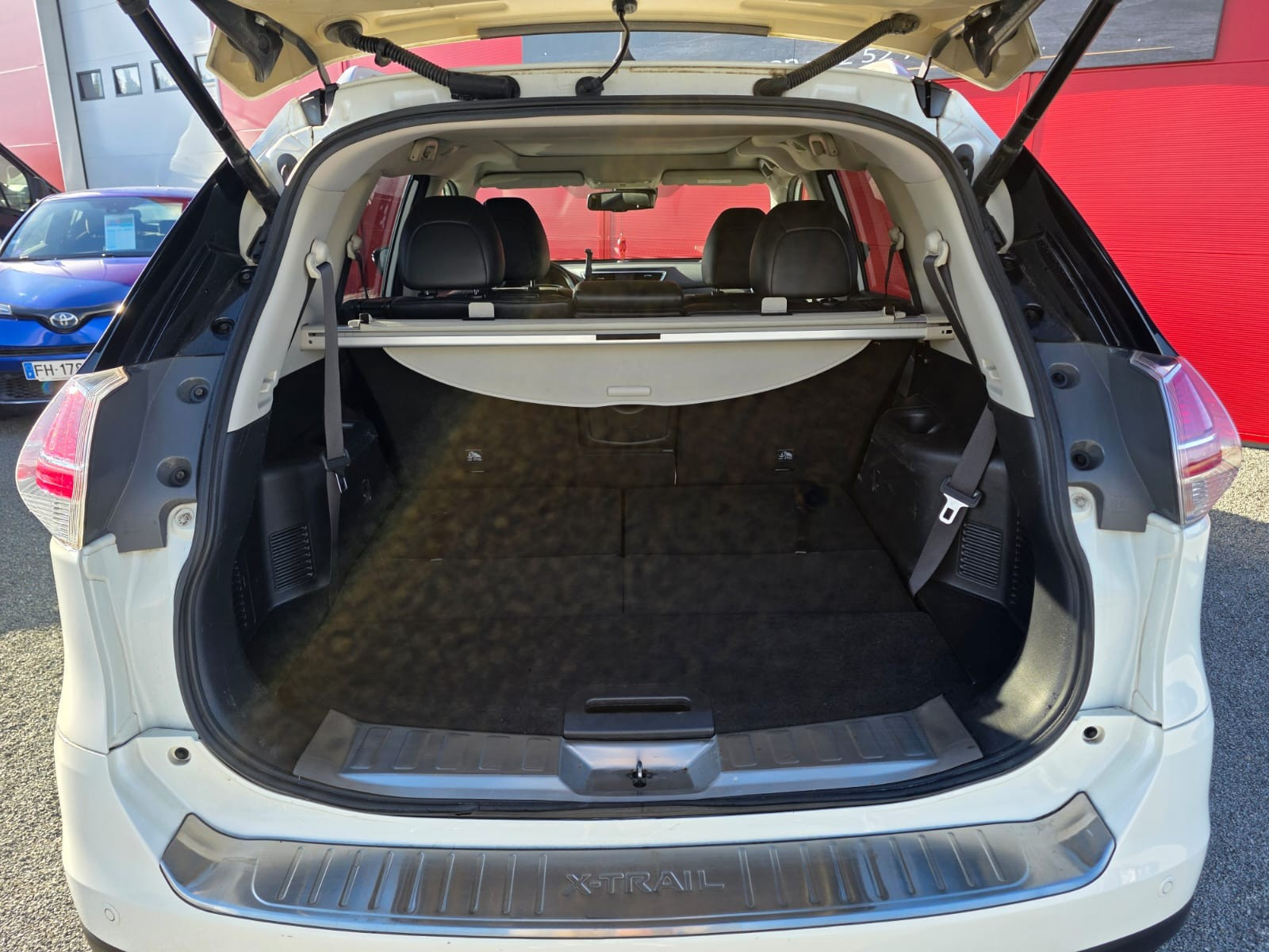 Nissan X-TRAIL 1.6 dCi 130ch Tekna 7 places – GARANTIE 12 MOIS – — photo 32