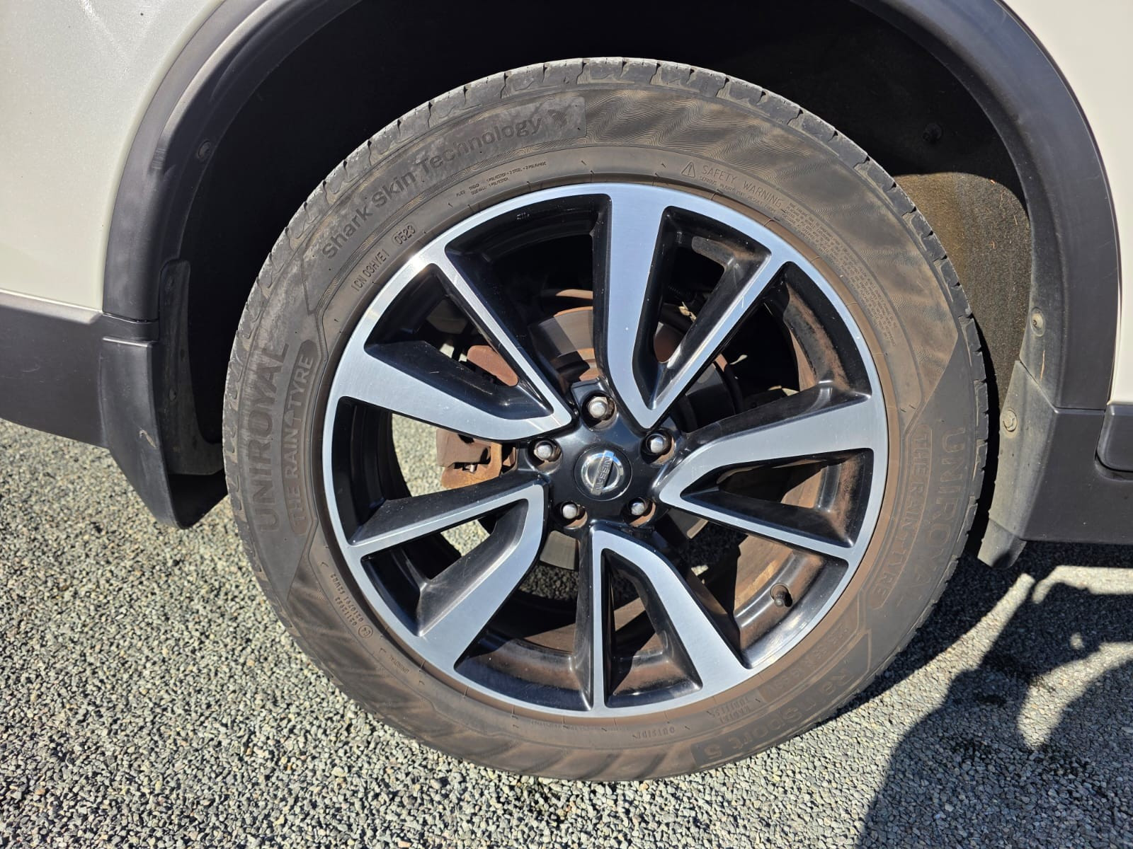 Nissan X-TRAIL 1.6 dCi 130ch Tekna 7 places – GARANTIE 12 MOIS – — photo 35