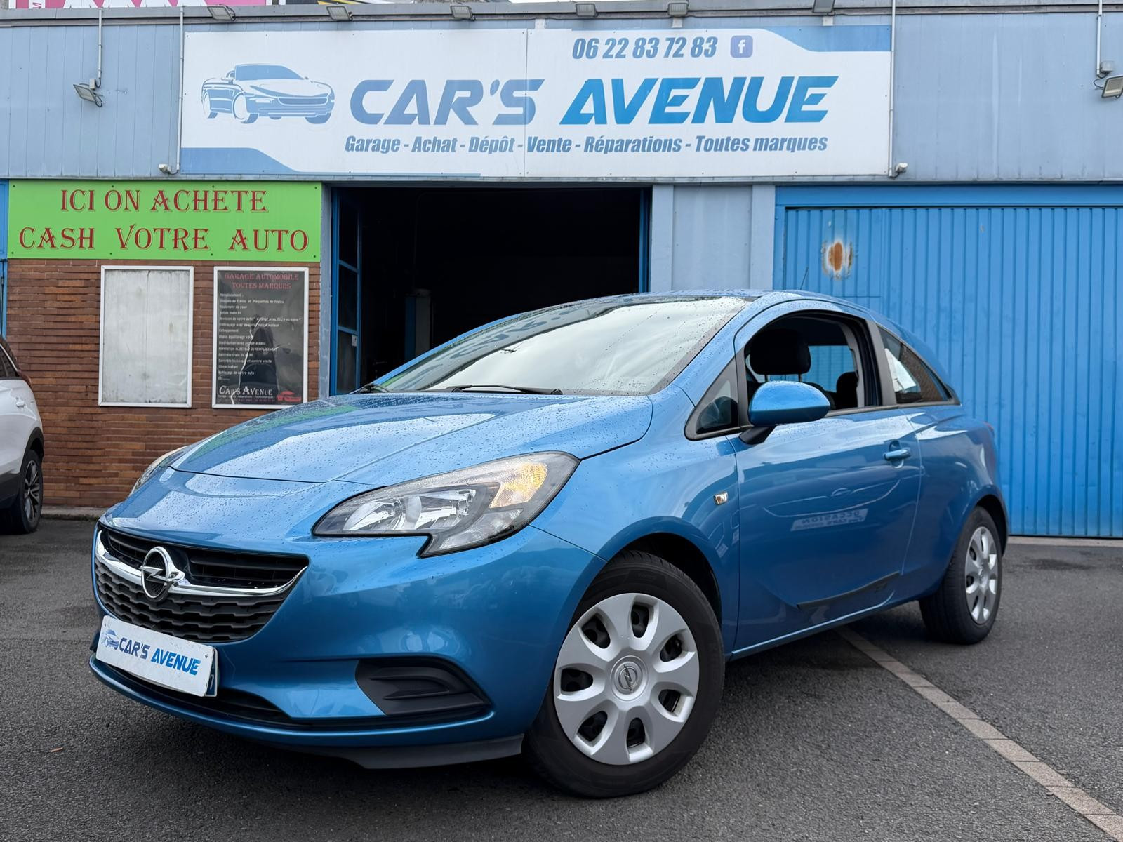 Opel CORSA E - vue 1