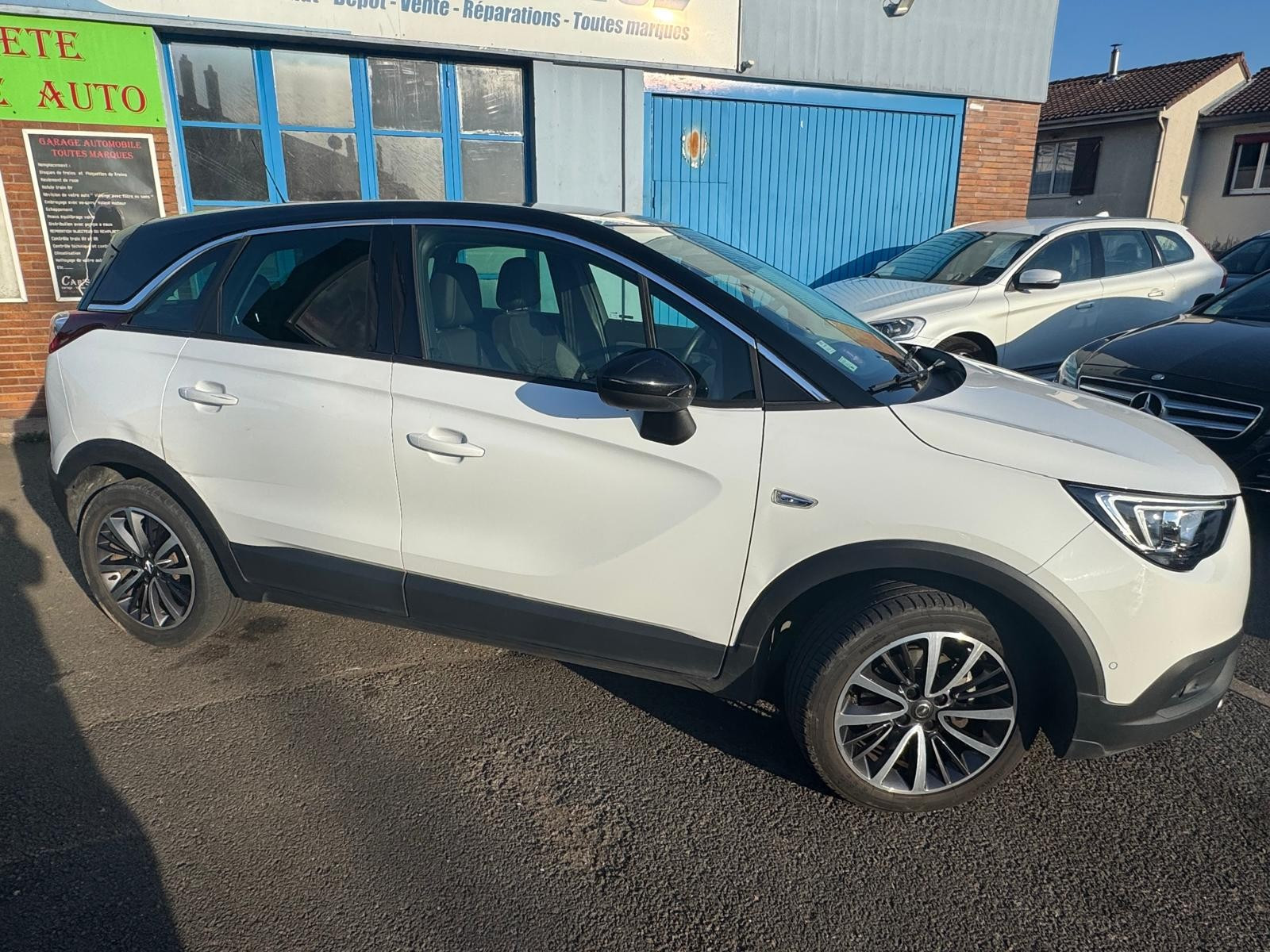 Opel CROSSLAND X - vue 1