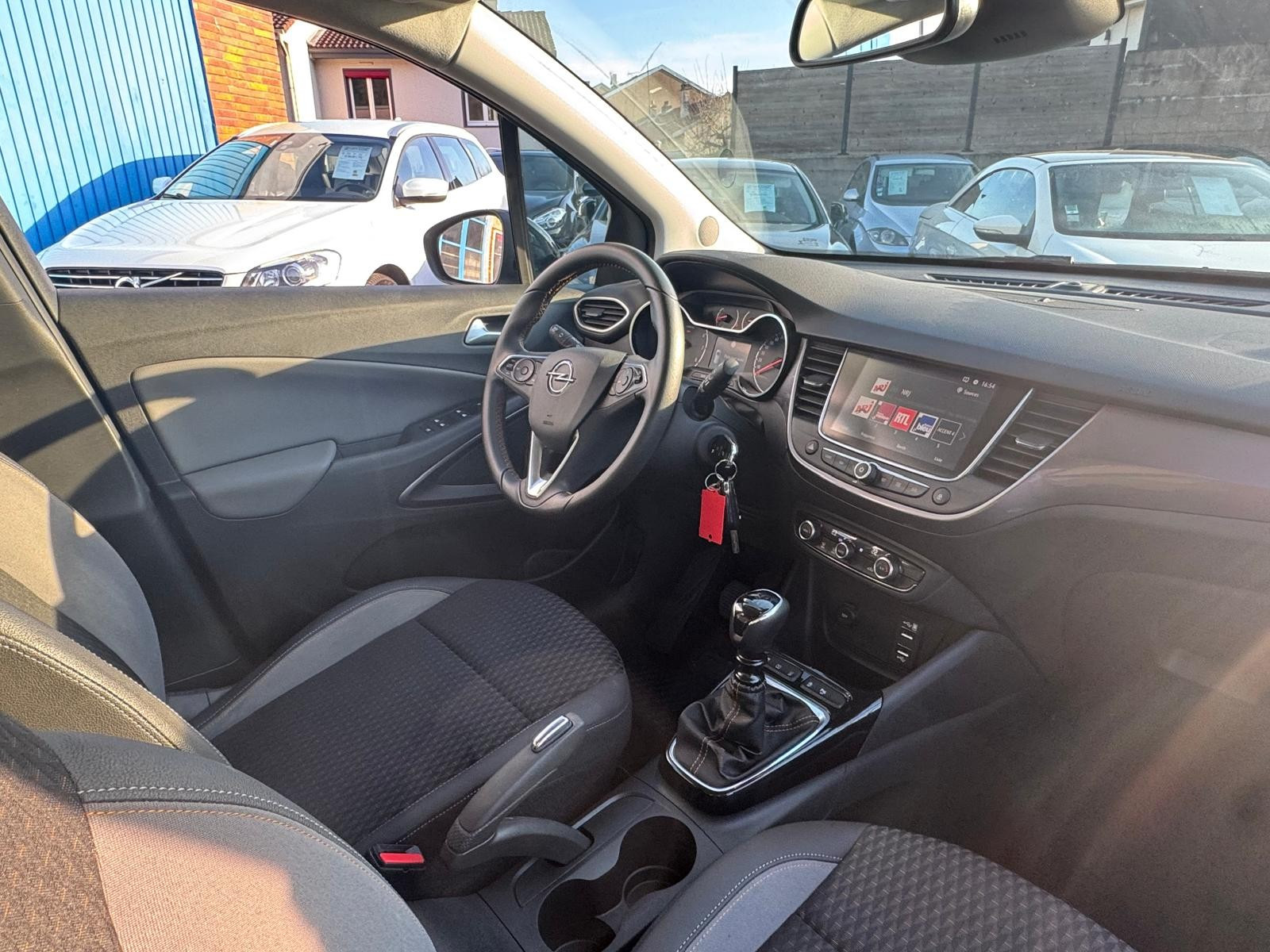 Opel CROSSLAND X - vue 1