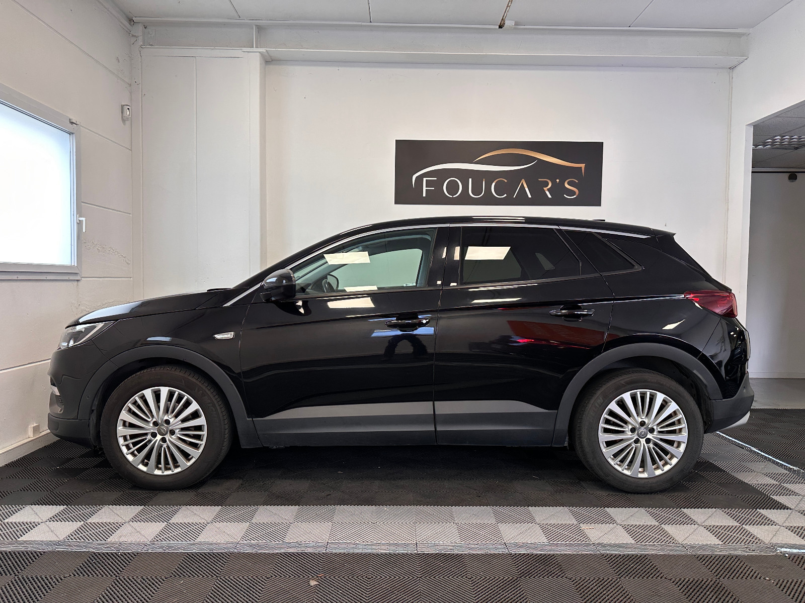 Opel GRANDLAND X - vue 1