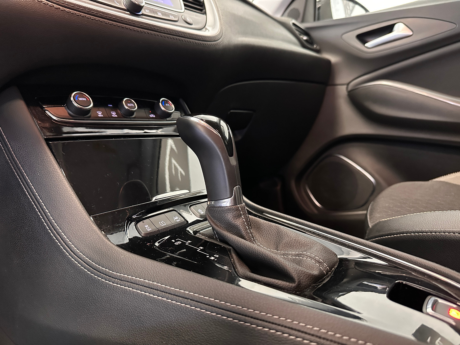 Opel GRANDLAND X - vue 1