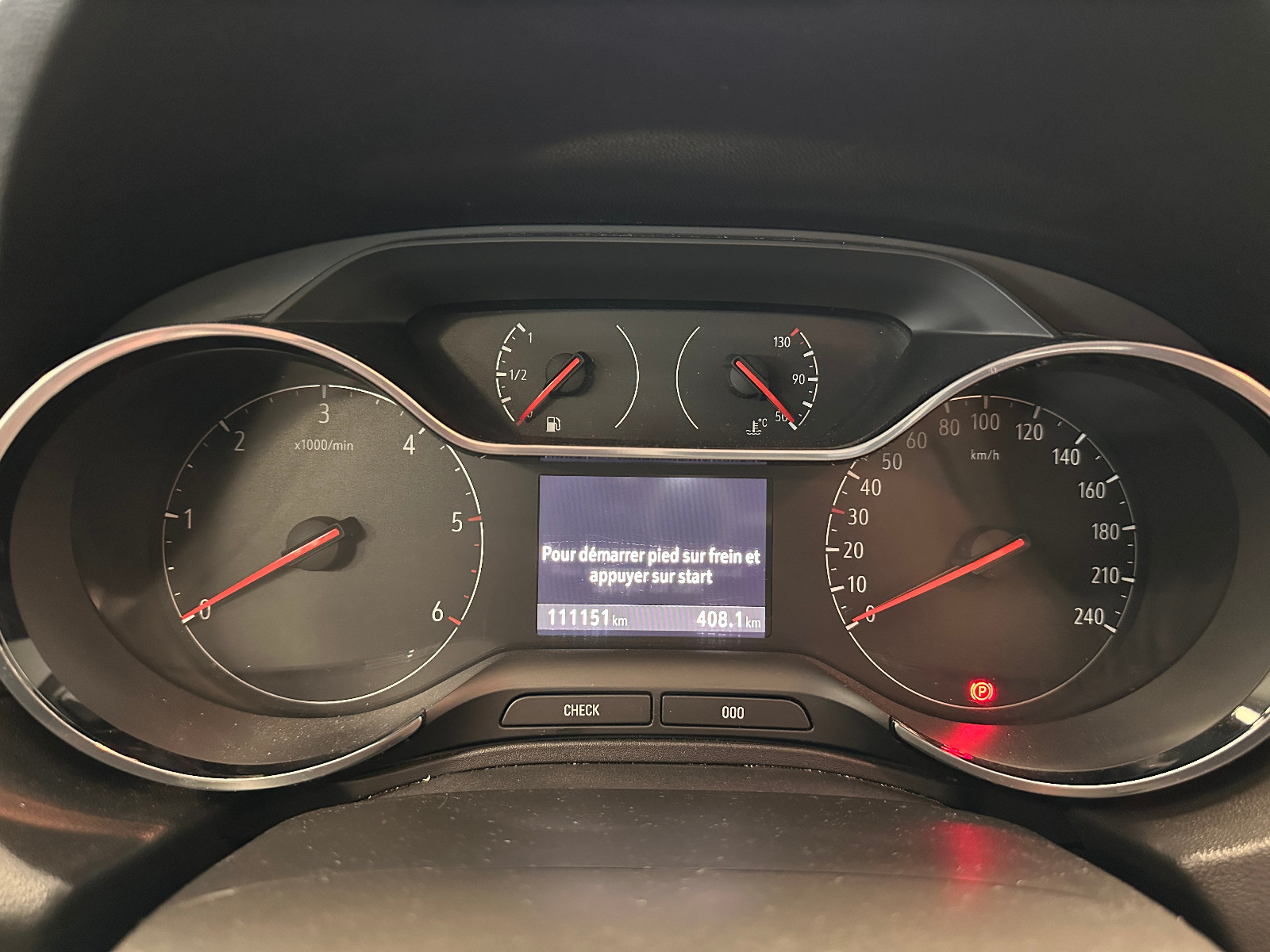 Opel GRANDLAND X - vue 1