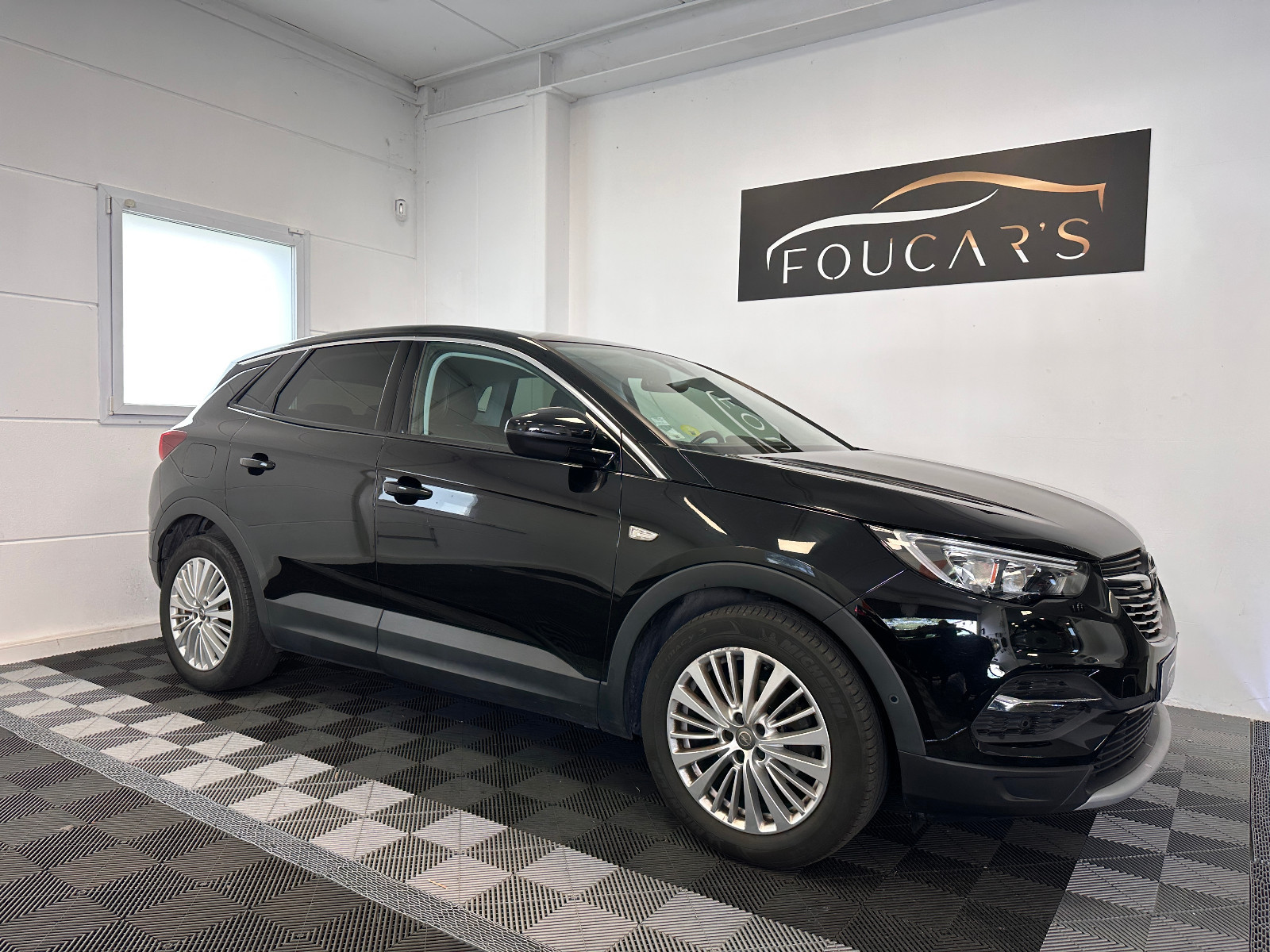 Opel GRANDLAND X - vue 1