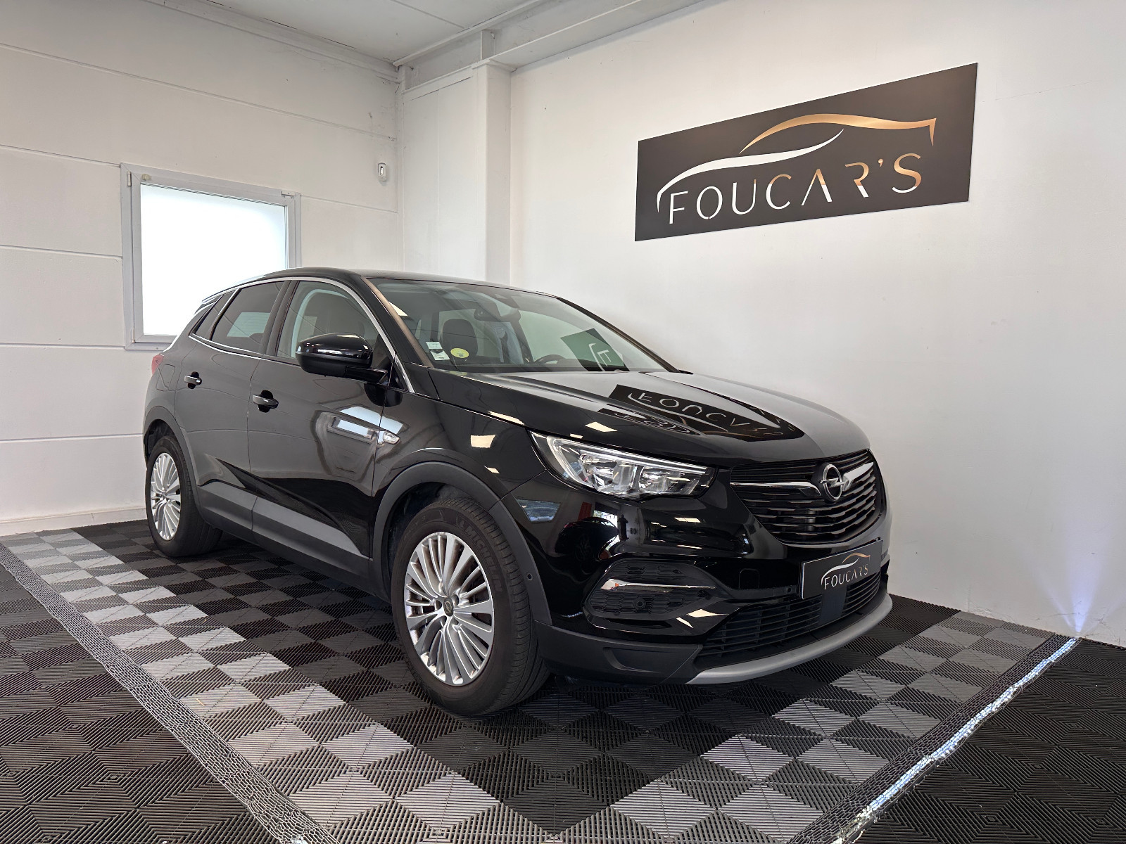 Opel GRANDLAND X - vue 1