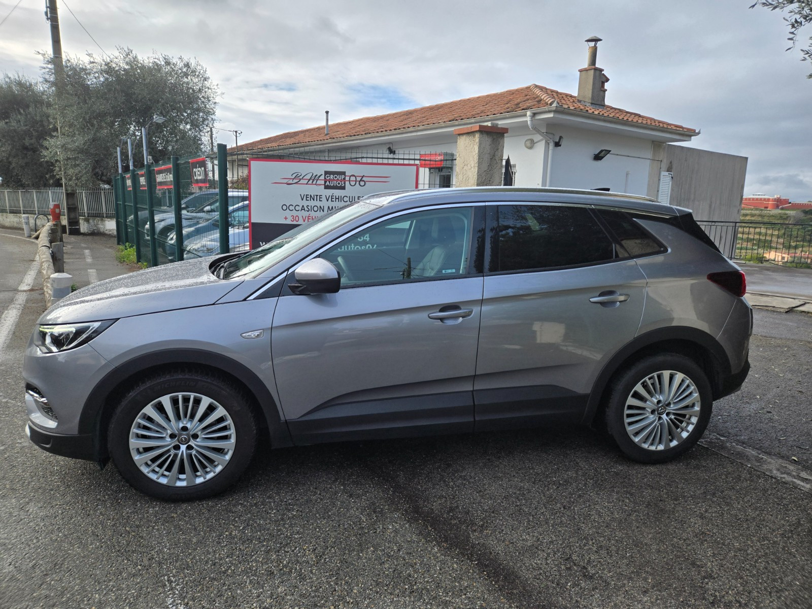 Opel GRANDLAND X - vue 1