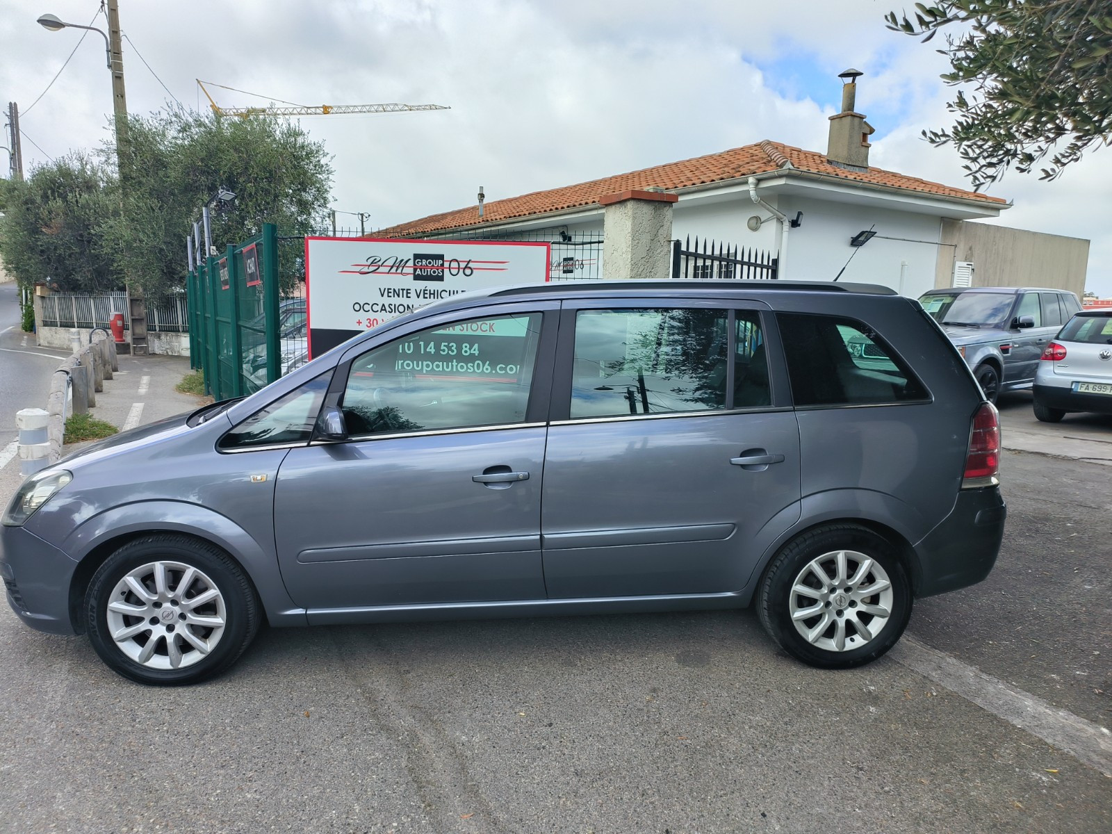 Opel Zafira - vue 1