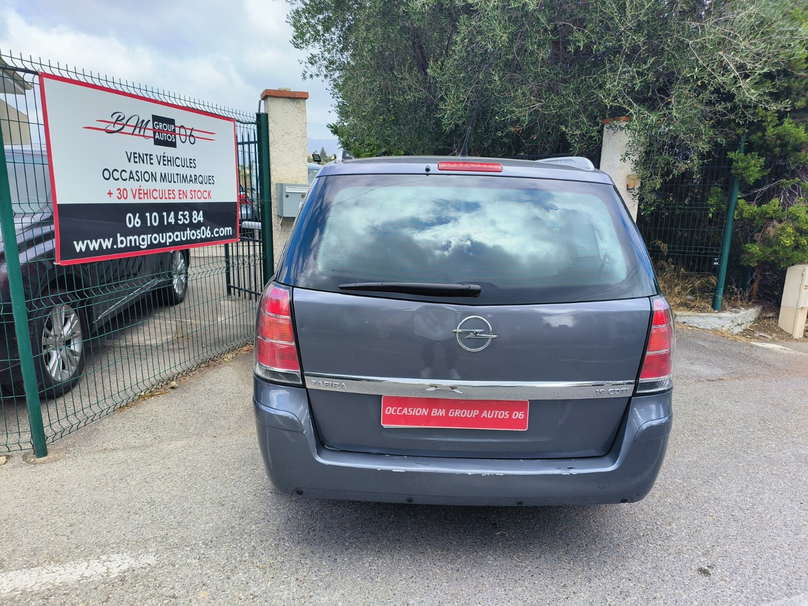 Opel Zafira - vue 1