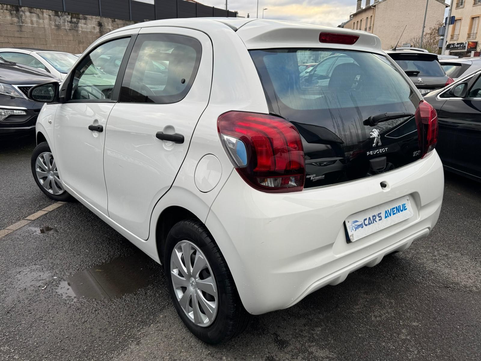 Peugeot 108 - vue 1
