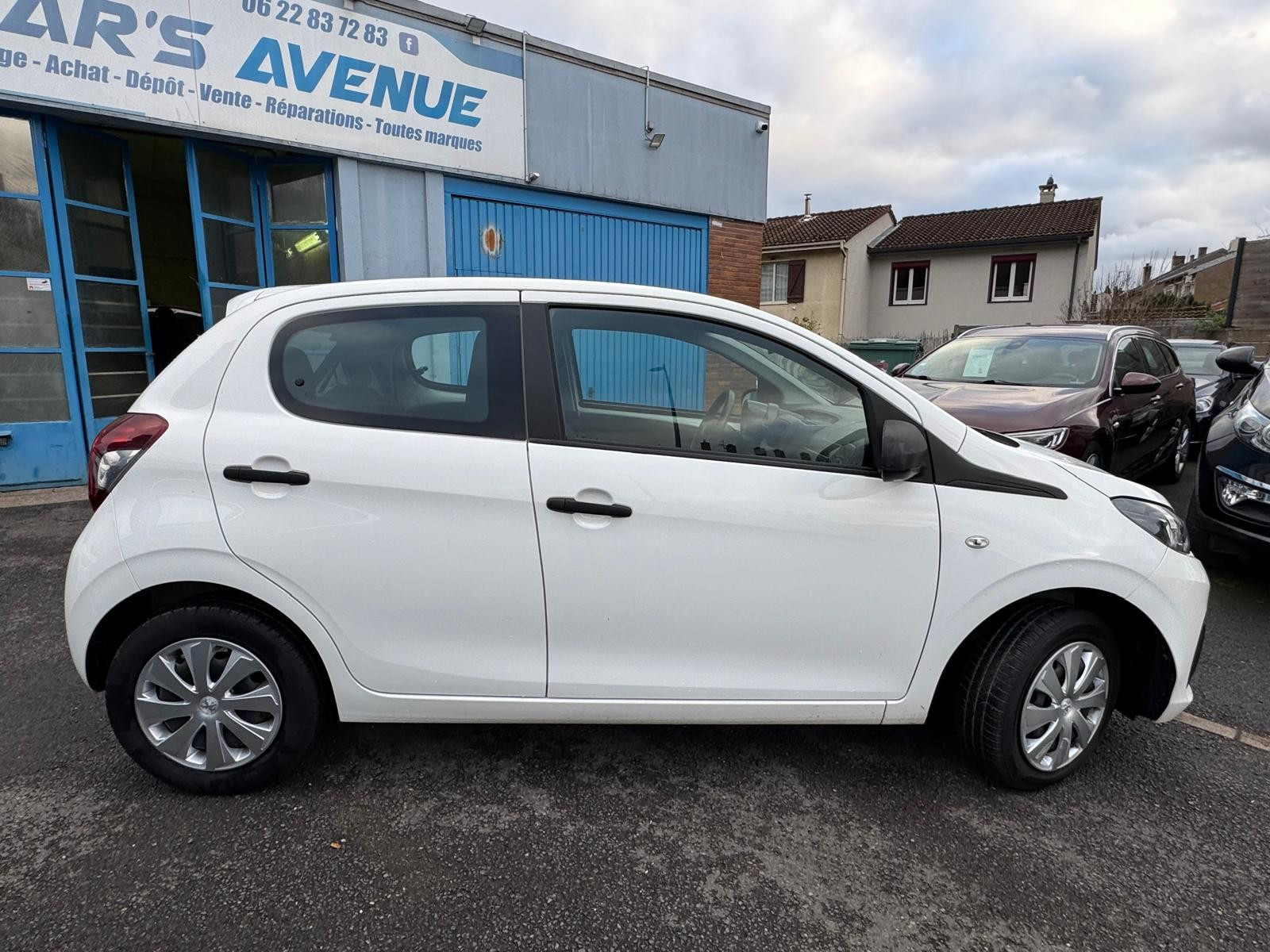 Peugeot 108 - vue 1