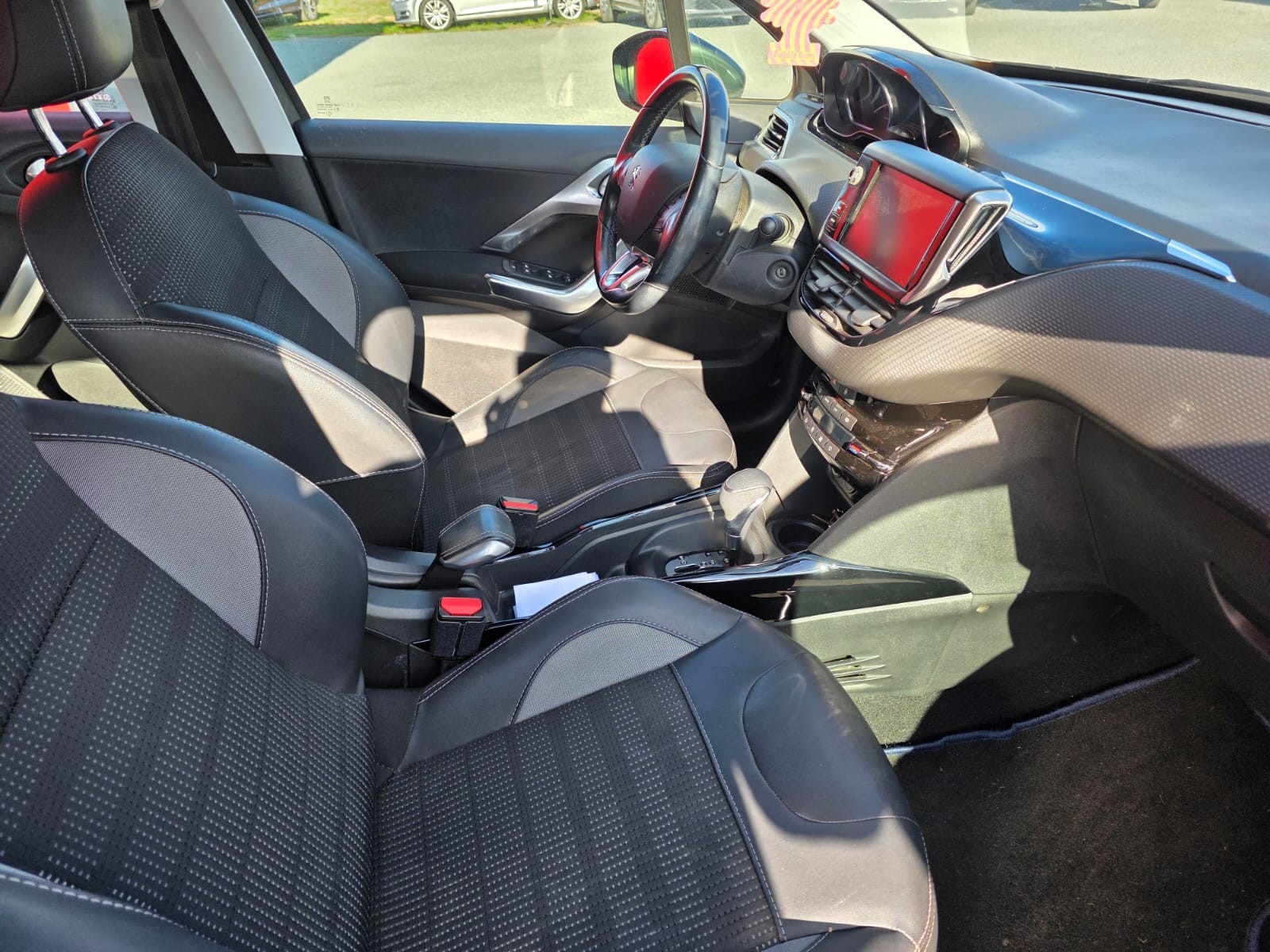 Peugeot 2008 1.5 BlueHDi 120ch E6.c Allure S&S EAT6 – GARANTIE 12 MOIS — photo 12