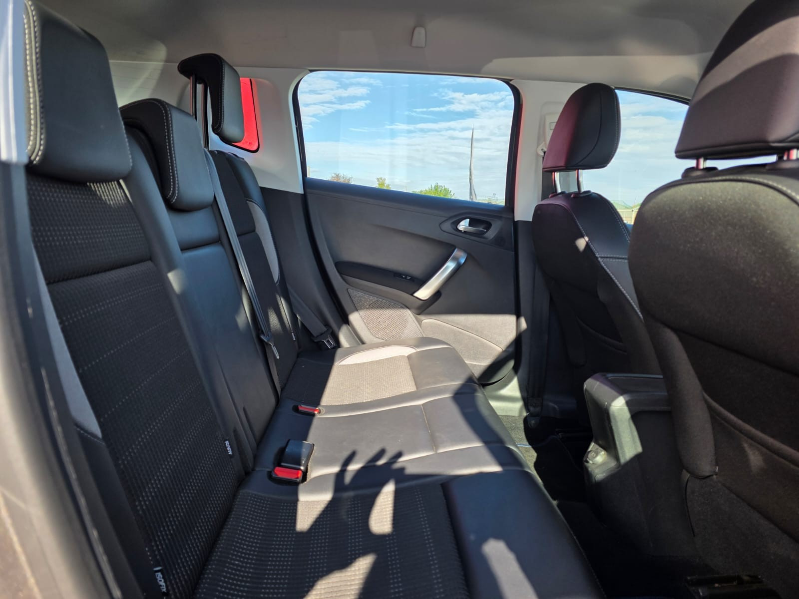 Peugeot 2008 1.5 BlueHDi 120ch E6.c Allure S&S EAT6 – GARANTIE 12 MOIS — photo 15