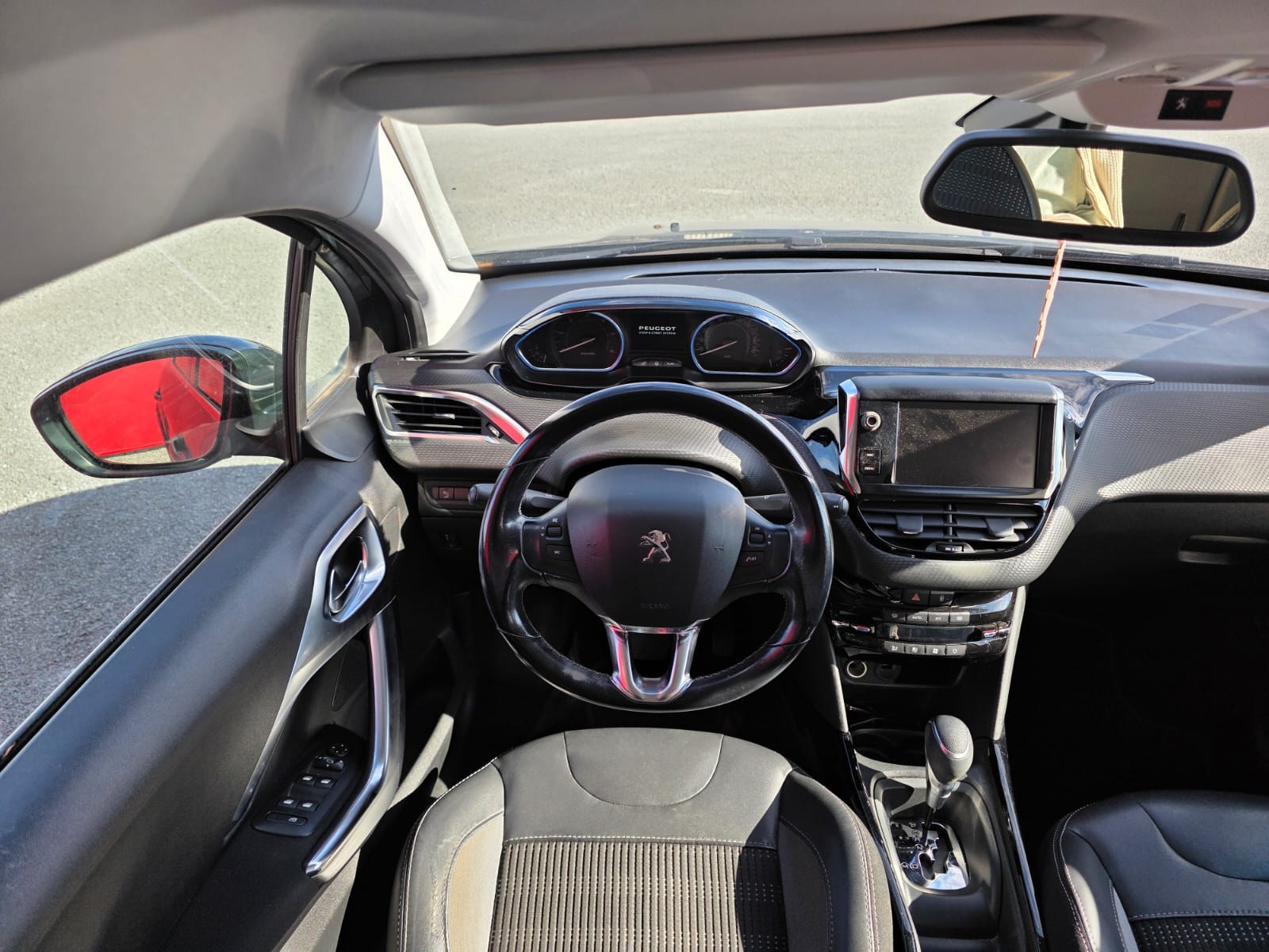 Peugeot 2008 1.5 BlueHDi 120ch E6.c Allure S&S EAT6 – GARANTIE 12 MOIS — photo 18