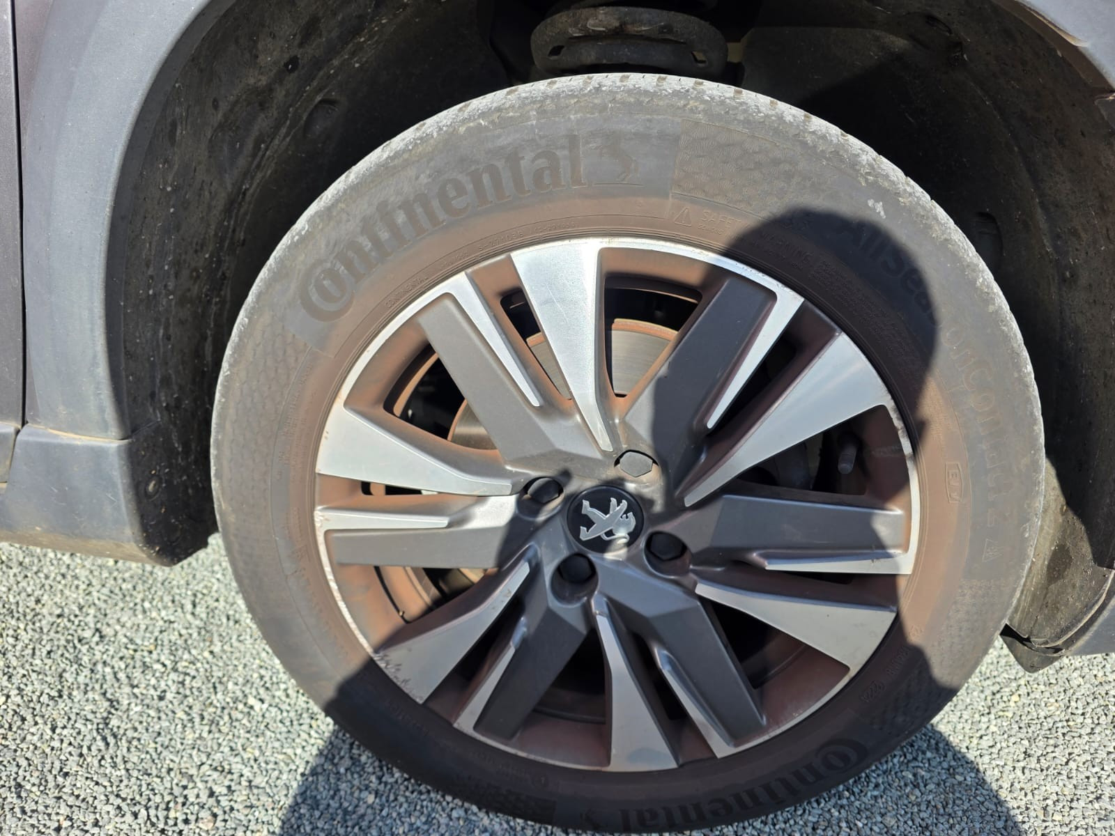 Peugeot 2008 1.5 BlueHDi 120ch E6.c Allure S&S EAT6 – GARANTIE 12 MOIS — photo 32