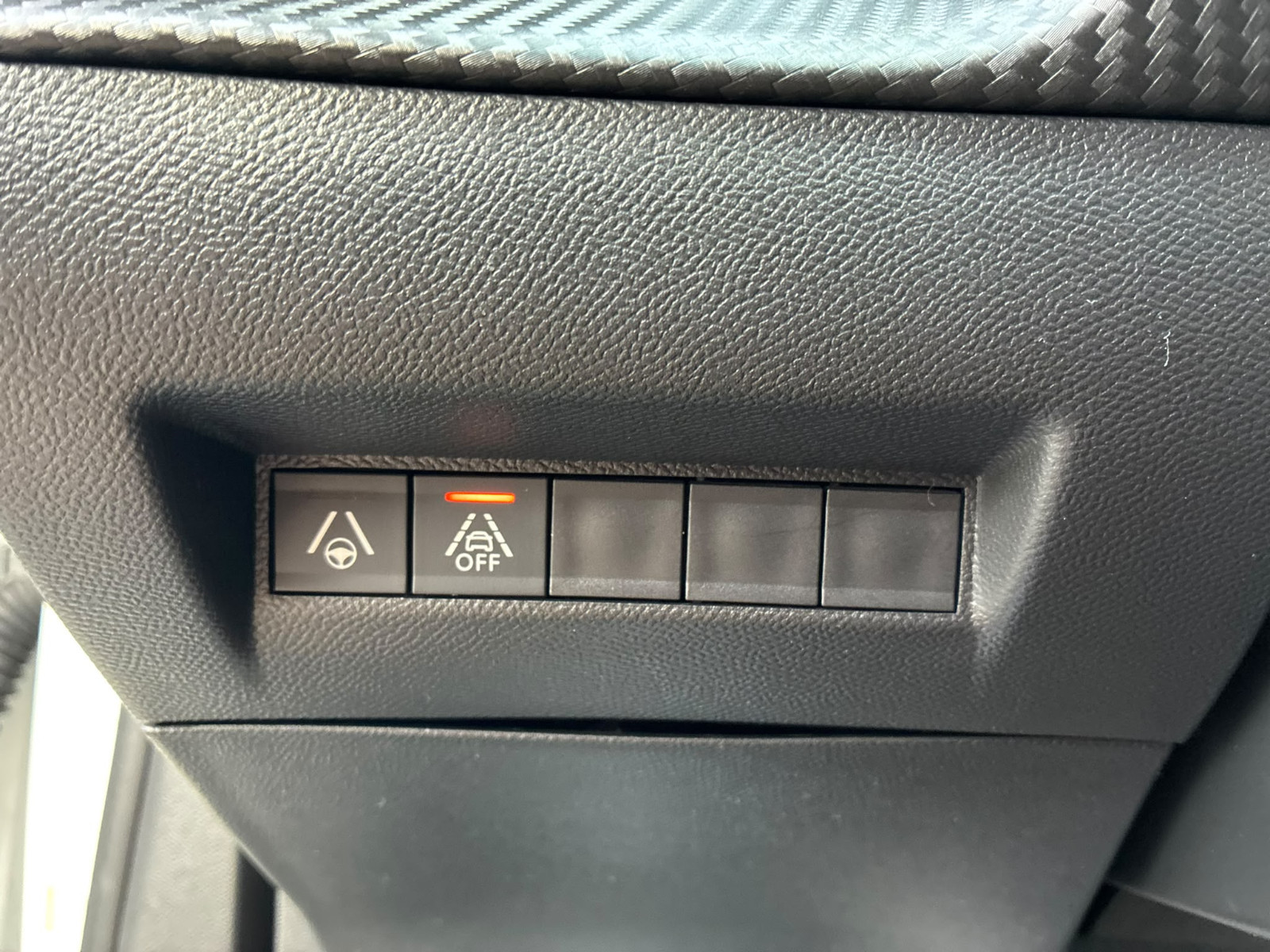 Peugeot 2008 1.5 BlueHDi 130ch GT LINE EAT8 – CARPLAY / ATTELAGE – GARANTIE 12 MOIS — photo 34