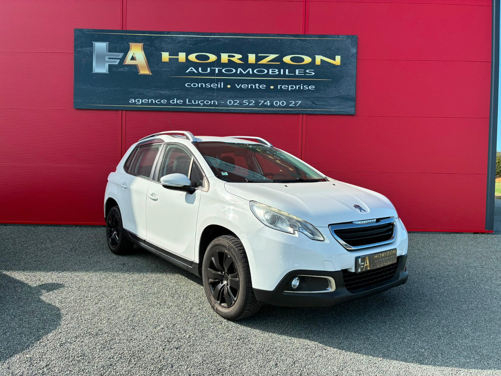 Peugeot 2008 Allure 1.2L 82cv – MOTEUR CHANGÉ 30 000KM – GARANTIE 12 MOIS