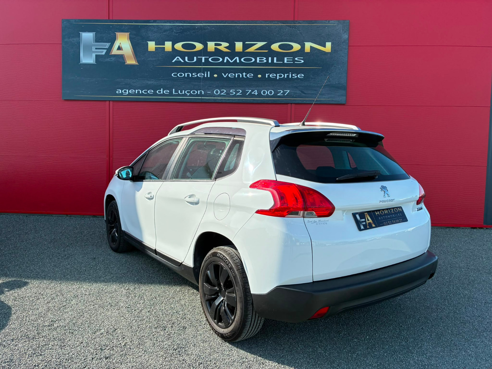 Peugeot 2008 Allure 1.2L 82cv – MOTEUR CHANGÉ 30 000KM – GARANTIE 12 MOIS — photo 5