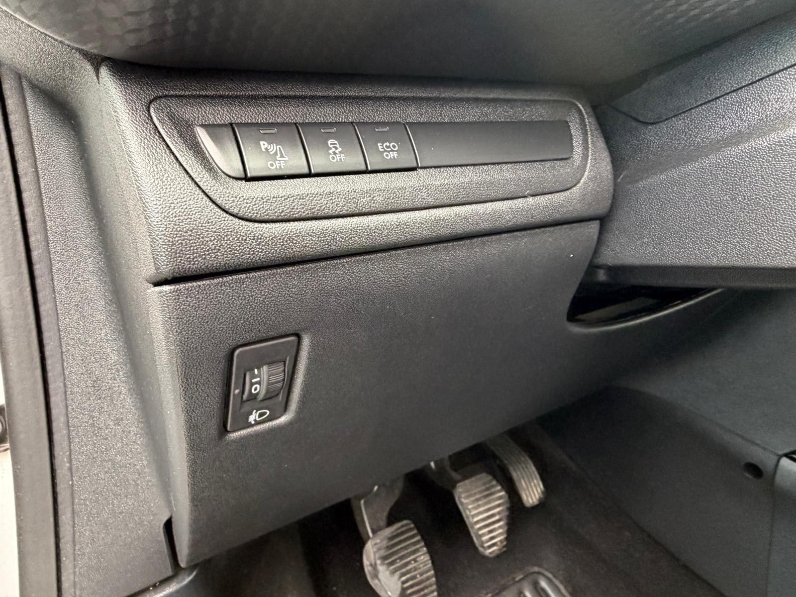 Peugeot 2008 - vue 1