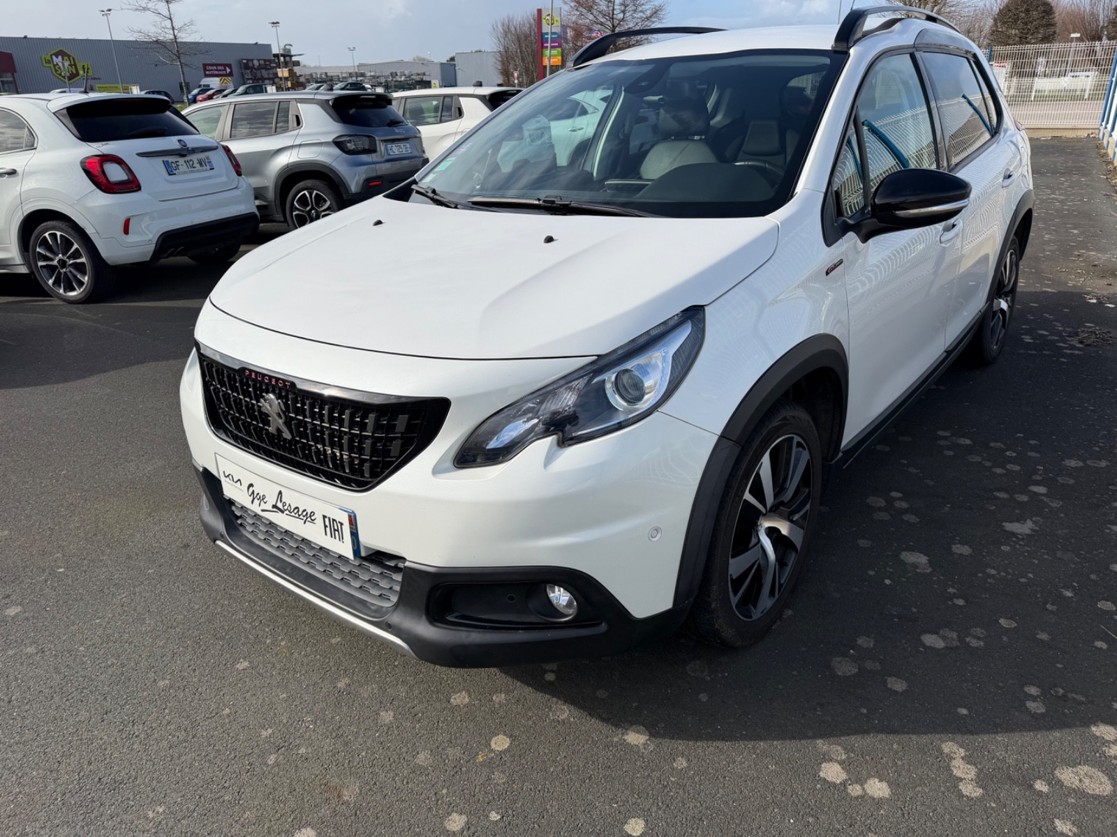 Peugeot 2008 GT LINE 1.2L 130 CH EAT8 - vue 1