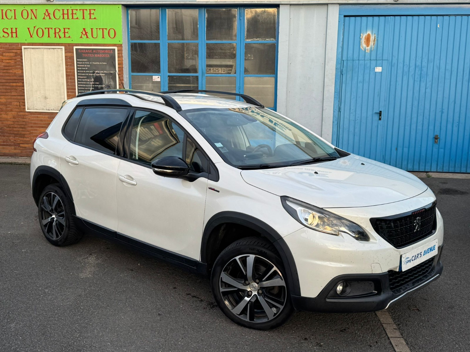 Peugeot 2008 - vue 1