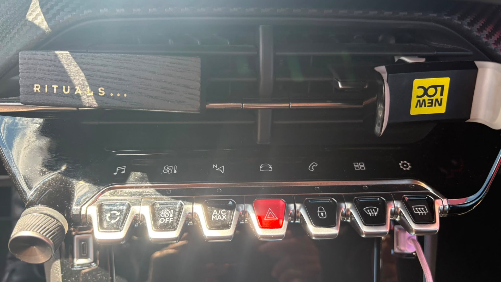 Peugeot 2008 1.5 BLUE HDI 130 CV GT LINE – GARANTIE 12 MOIS — photo 24