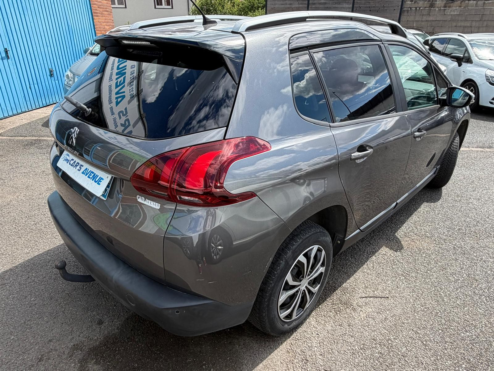 Peugeot 2008 - vue 1