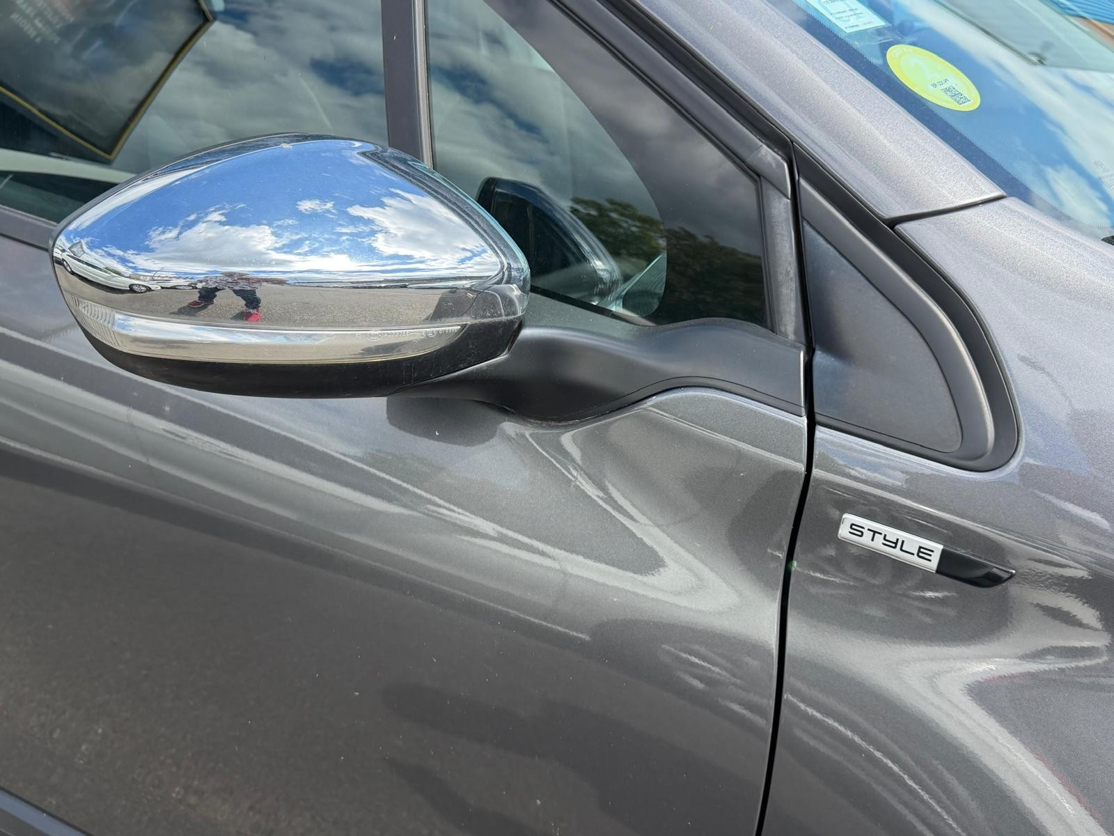 Peugeot 2008 - vue 1