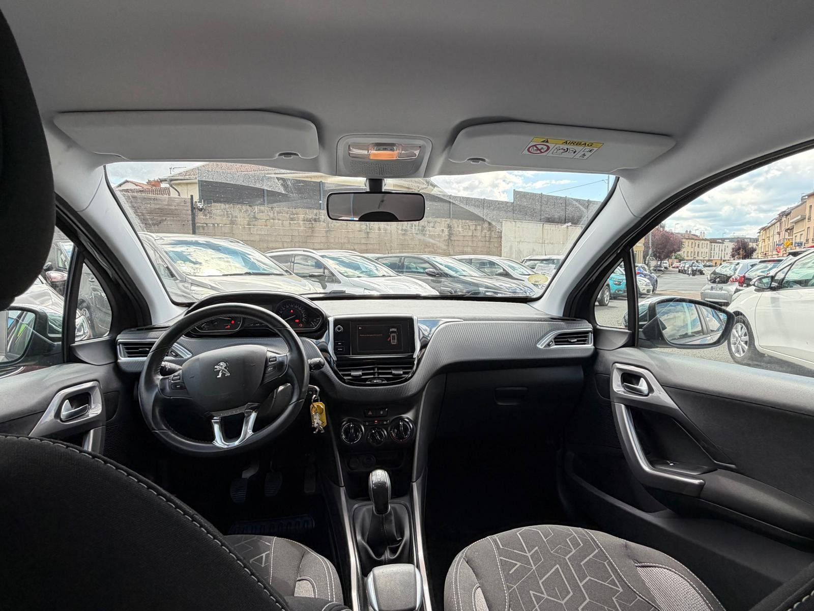 Peugeot 2008 - vue 1