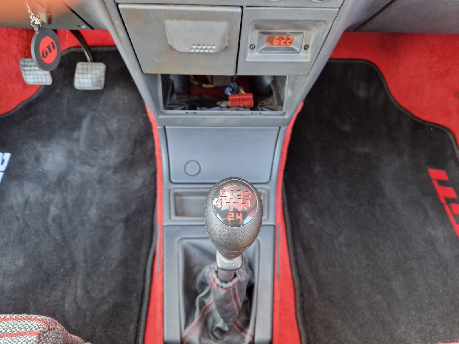 Peugeot 205 GTI GTI 1.6I 115CV – GARANTIE 12 MOIS — photo 24