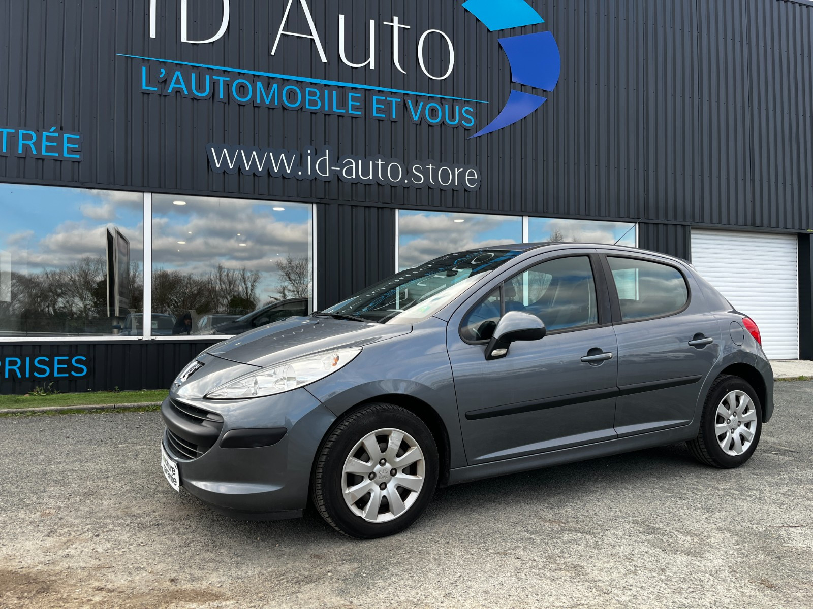 Peugeot 207 1.4 75 CH 