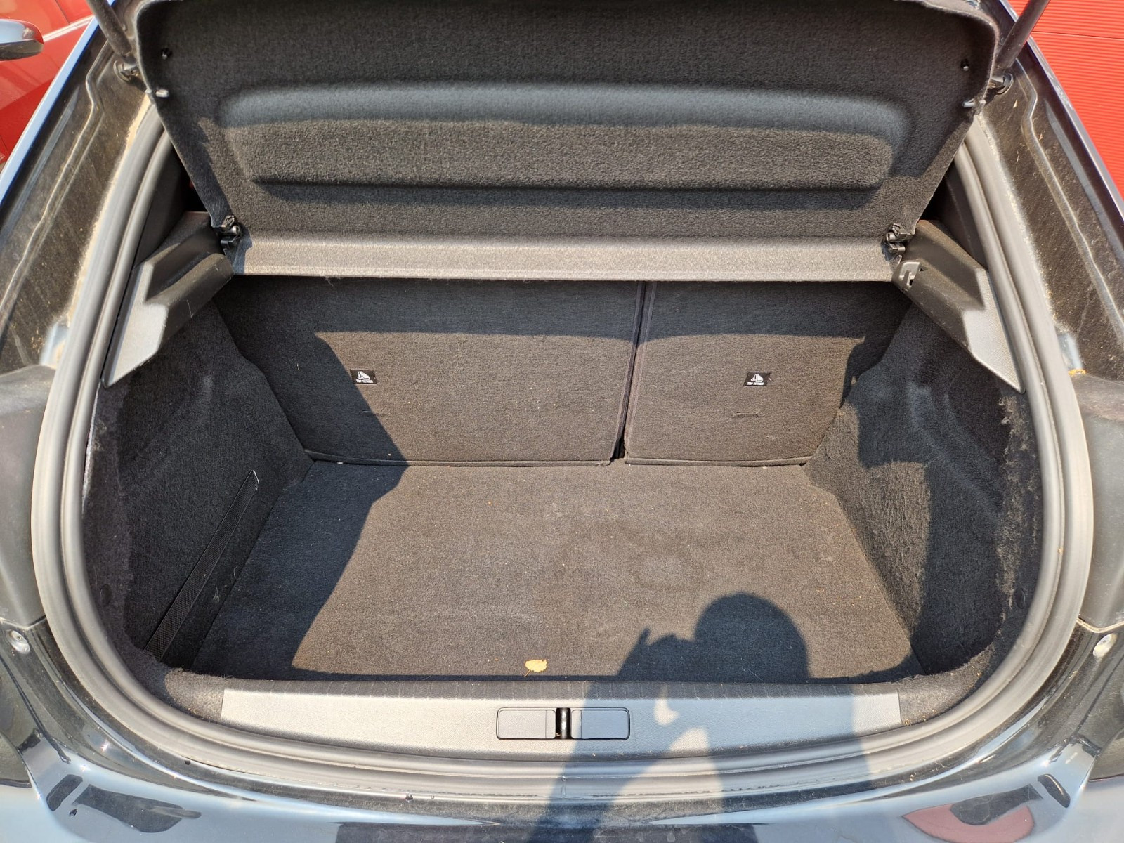 Peugeot 208 STYLE 1.5 HDI 100CV – GARANTIE 12 MOIS — photo 37