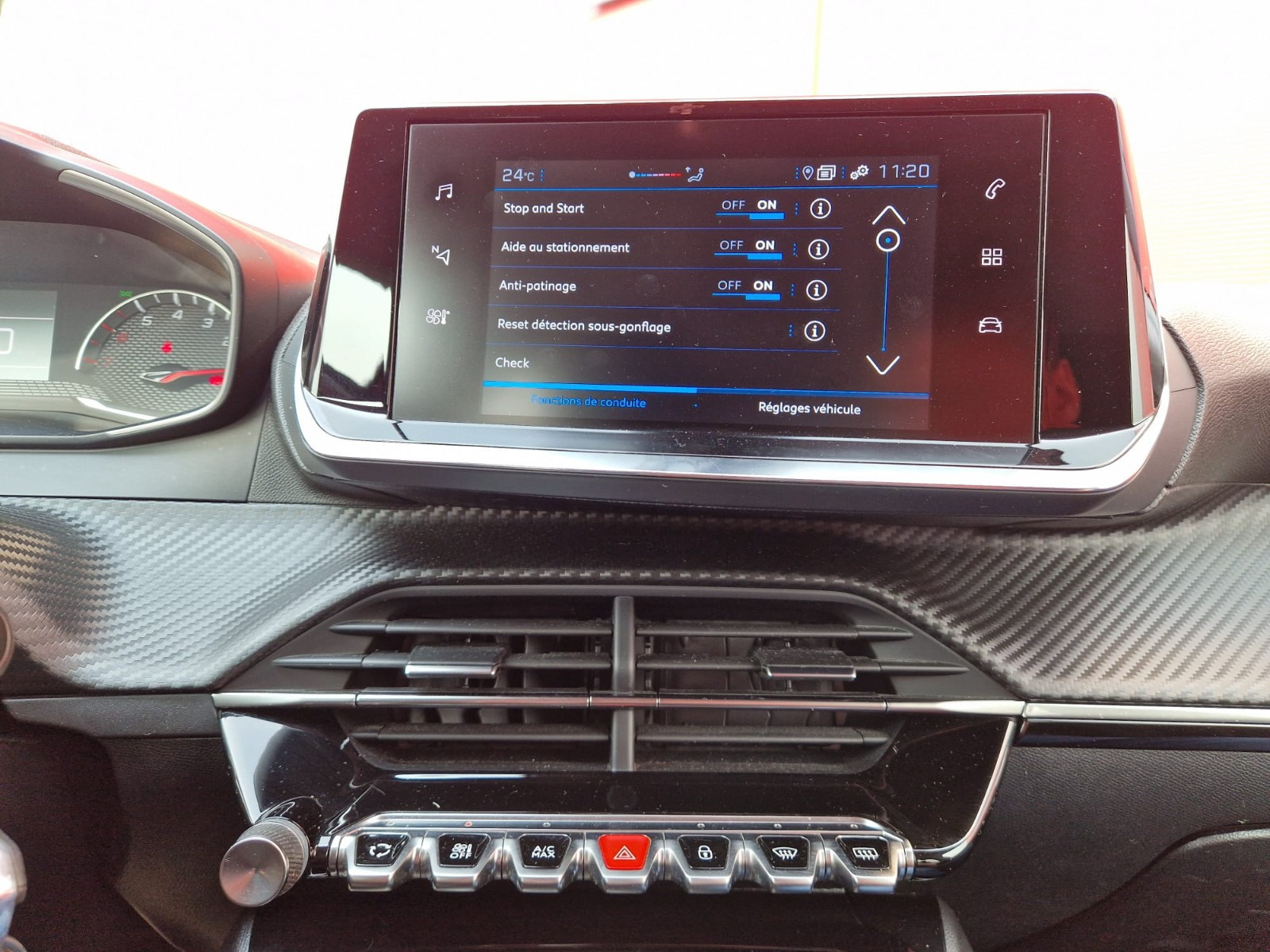 Peugeot 208 STYLE 1.5 HDI 100CV – GARANTIE 12 MOIS — photo 25