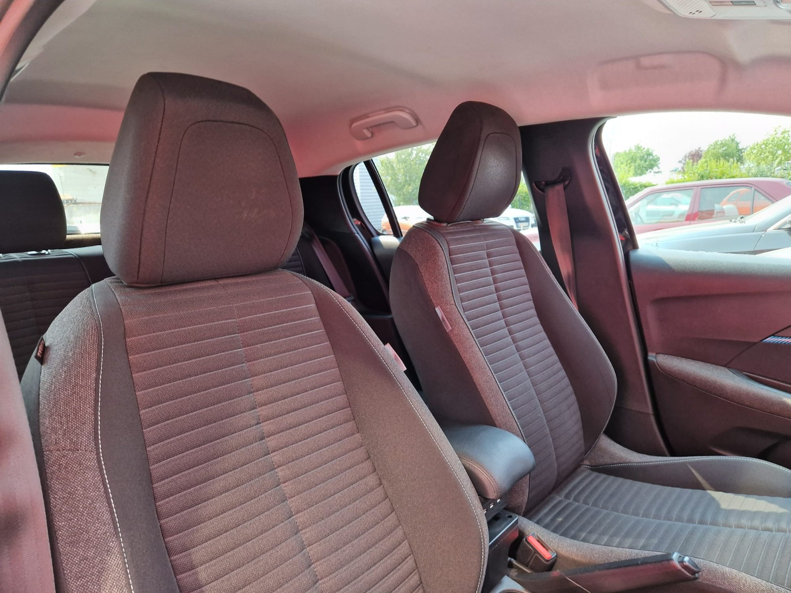 Peugeot 208 STYLE 1.5 HDI 100CV – GARANTIE 12 MOIS — photo 18