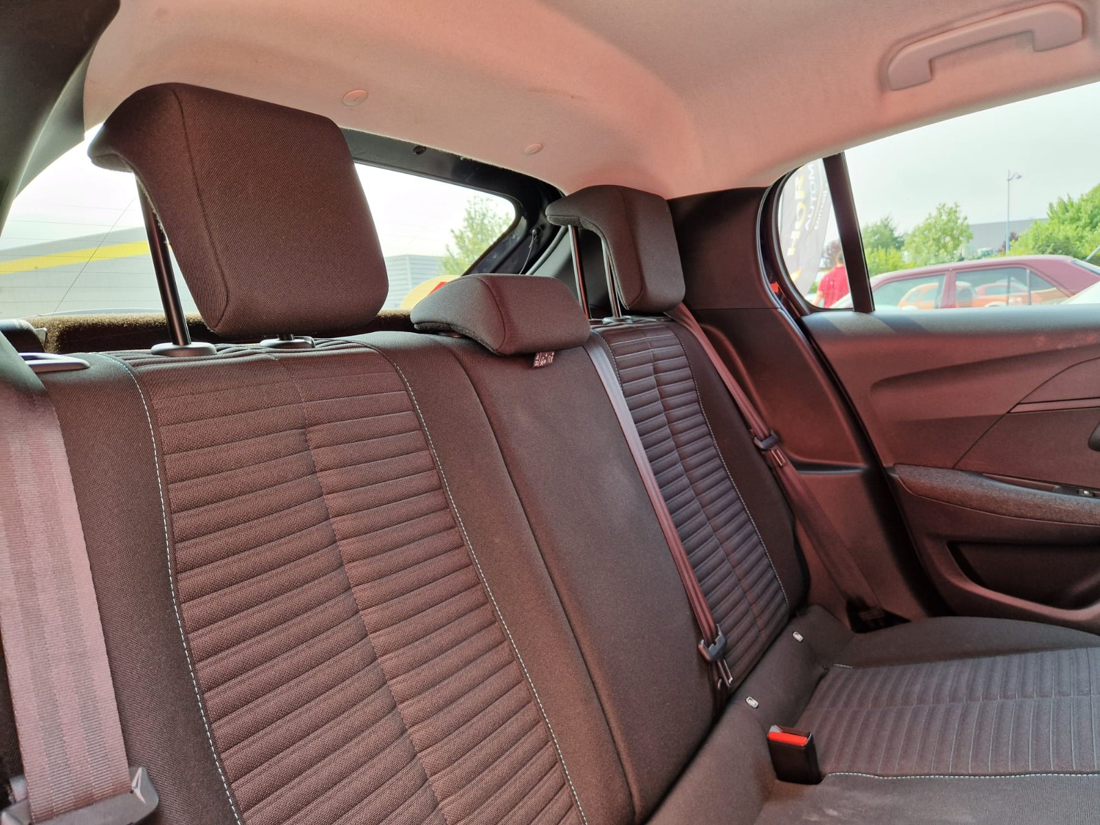 Peugeot 208 STYLE 1.5 HDI 100CV – GARANTIE 12 MOIS — photo 35