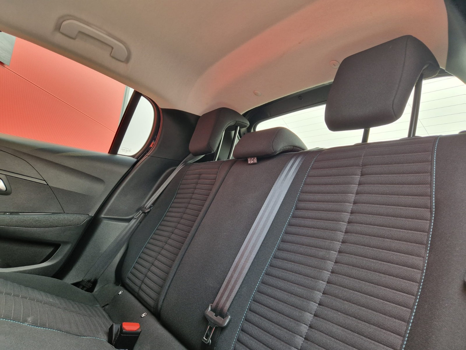 Peugeot 208 STYLE 1.5 HDI 100CV – GARANTIE 12 MOIS — photo 33