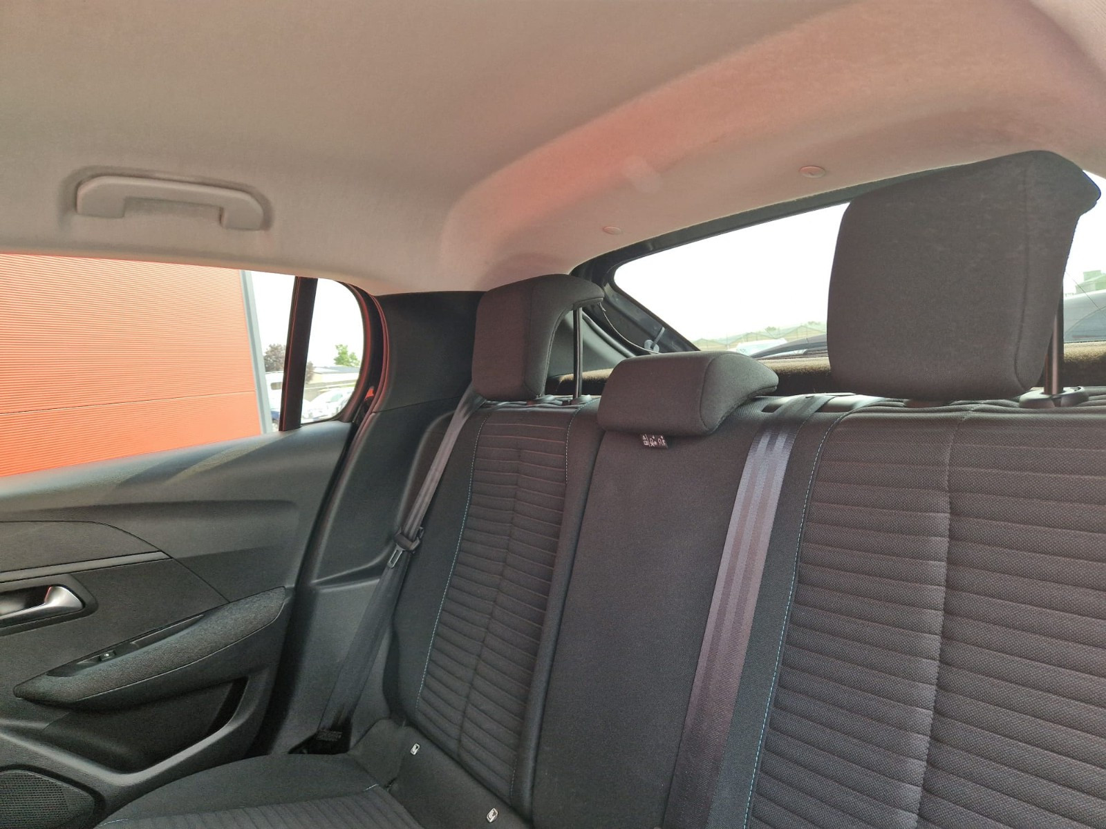 Peugeot 208 STYLE 1.5 HDI 100CV – GARANTIE 12 MOIS — photo 32