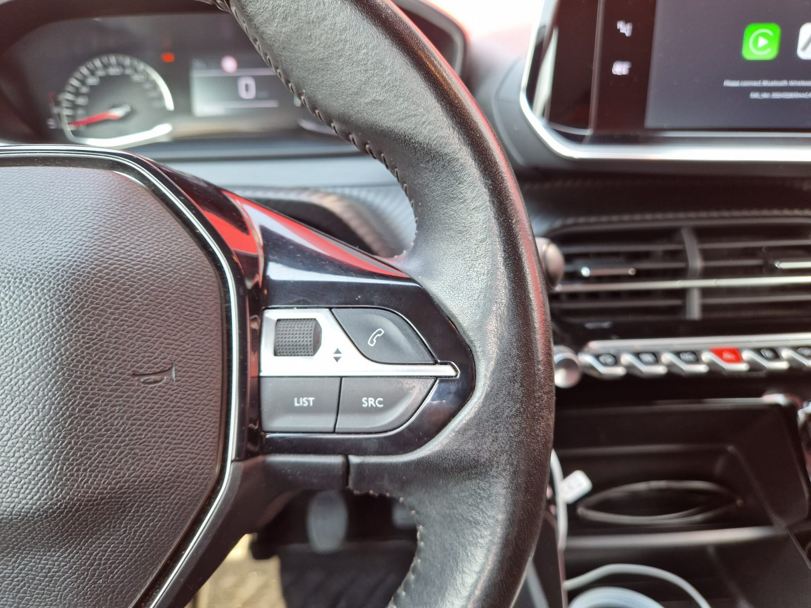 Peugeot 208 STYLE 1.5 HDI 100CV – GARANTIE 12 MOIS — photo 22