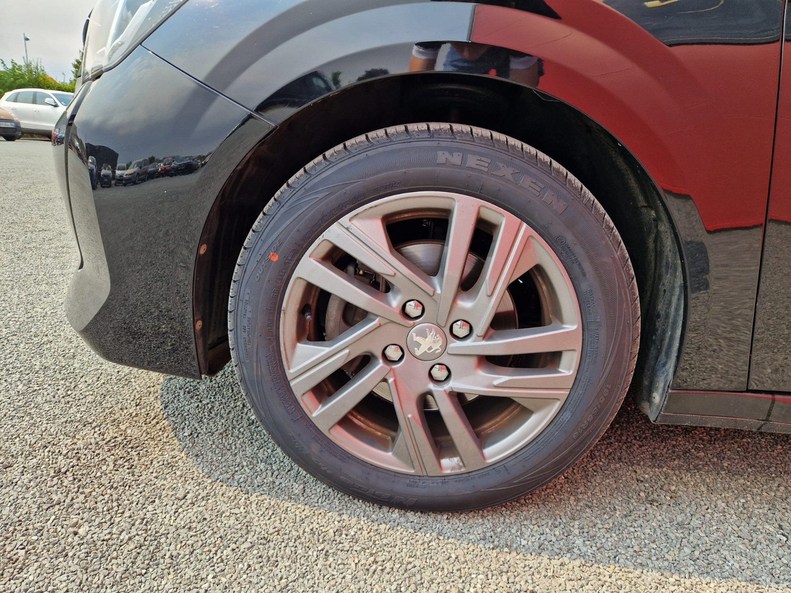 Peugeot 208 STYLE 1.5 HDI 100CV – GARANTIE 12 MOIS — photo 8
