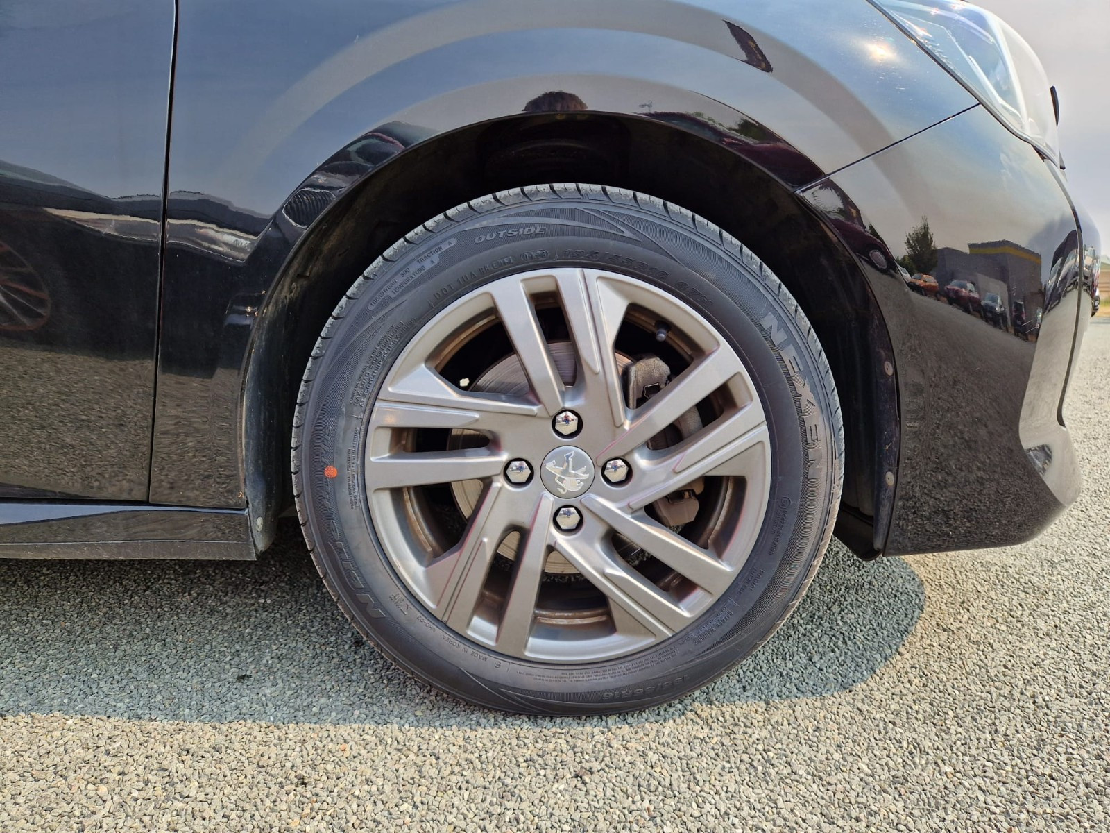 Peugeot 208 STYLE 1.5 HDI 100CV – GARANTIE 12 MOIS — photo 11
