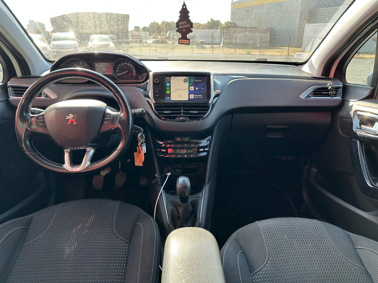 Peugeot 208 1.5 BLUE HDI 102 CH TECH EDITION – GARANTIE 12 MOIS — photo 16