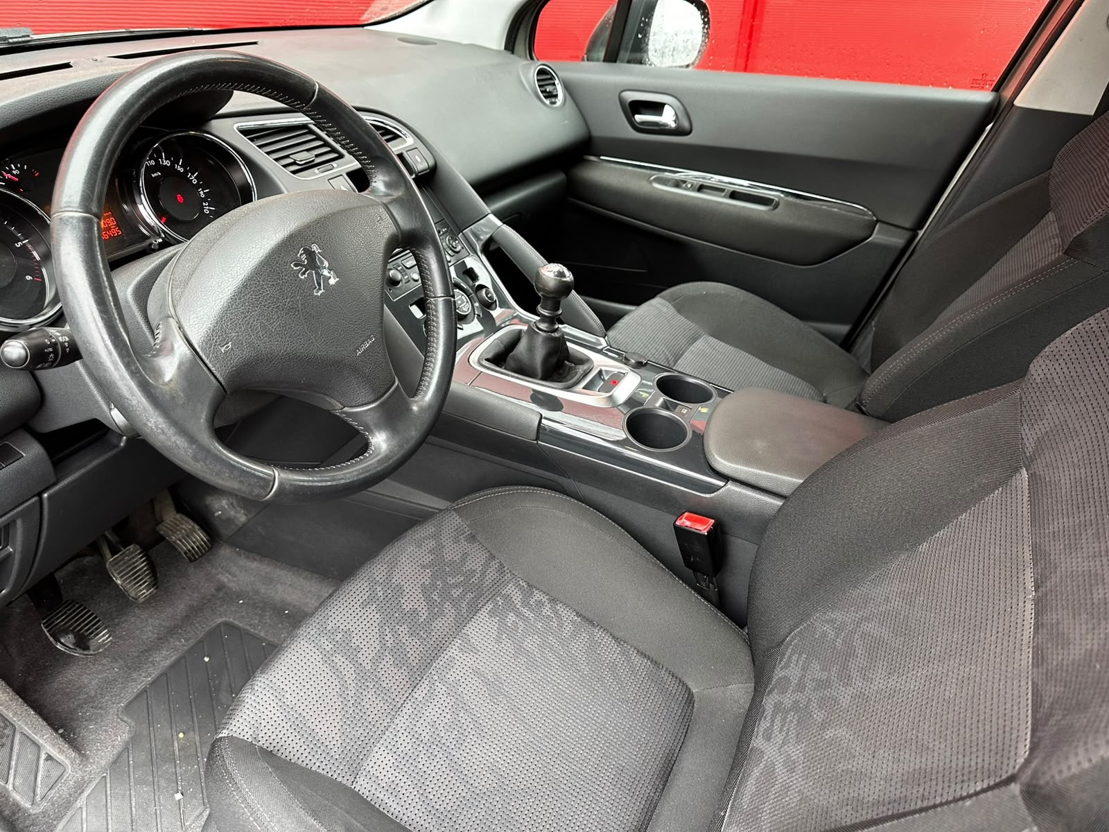 Peugeot 3008 1.6 HDi 120 CV Premium – GARANTIE 12 MOIS — photo 9